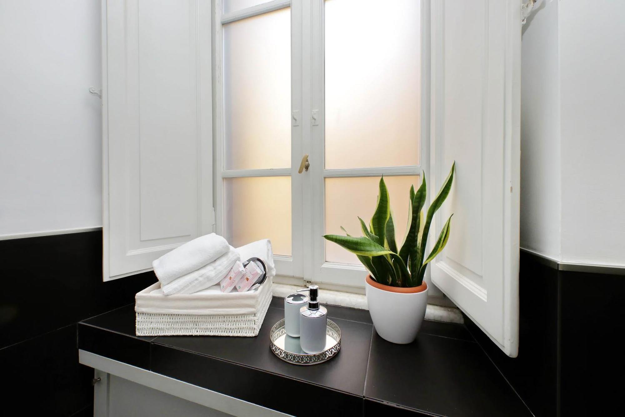 Luxury Apartment Vaticano-S'Peter Basilica - Netflix Wifi - Aircond Roma Exterior foto